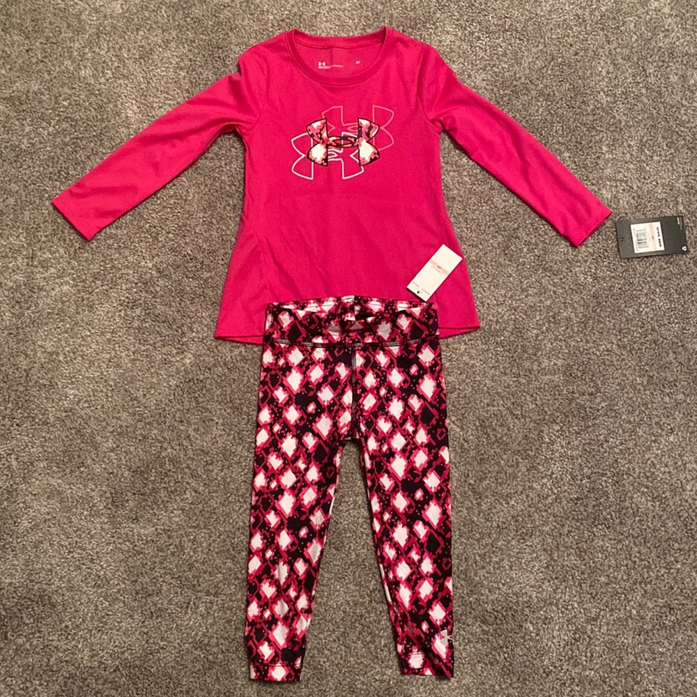 Toddler girls Under Armour two piece outfit
